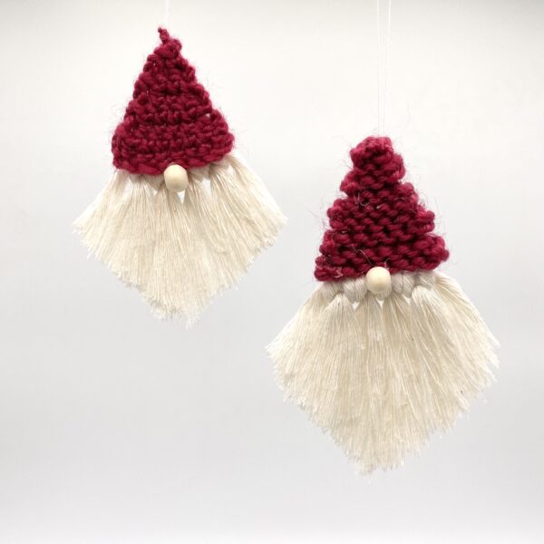 Makramee-Christbaumschmuck Wichtel