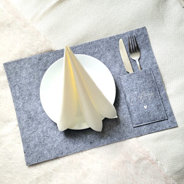 Filz-Tischset / Platzset mit Spruch "Lieblingsgast"