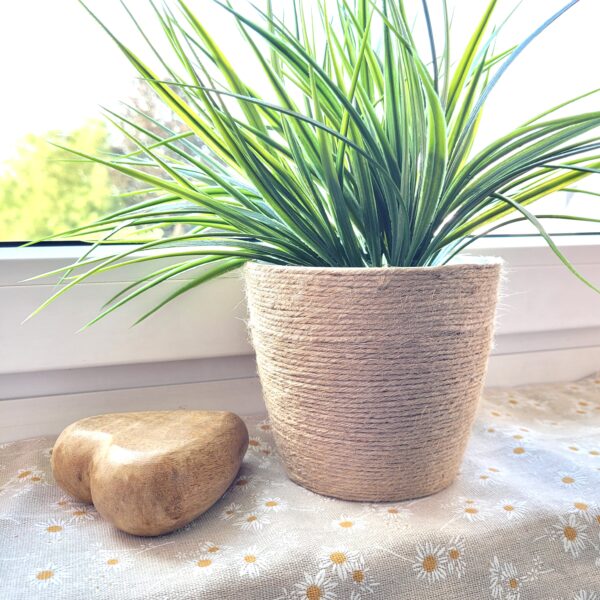 Blumentopf / Übertopf Boho mit Jute